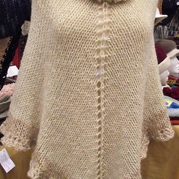 Elegant & Versatile PONCHO Pattern