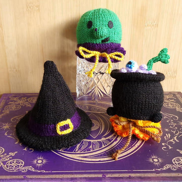 Witch & Cauldron Chocolate Orange Cosy