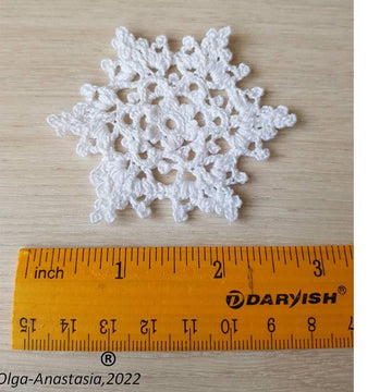 Lace snowflake 12