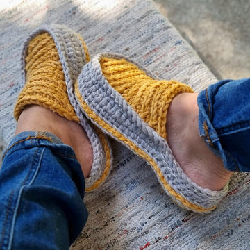 Double sole crochet slippers for adults and kids pattern S28