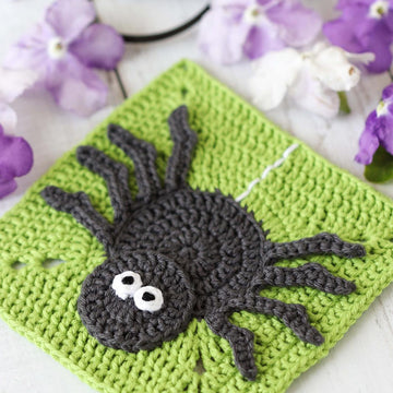 Creepy crawly spider granny square