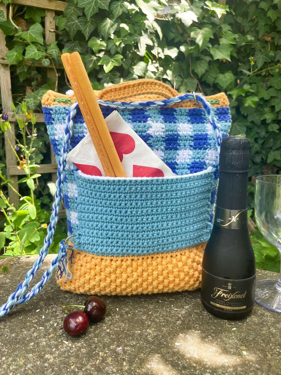 Cherry Picker's Mini Picnic Bag