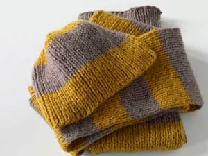 Stripes of Gold Beanie Hat and Scarf in Lion Brand Jiffy - 70063