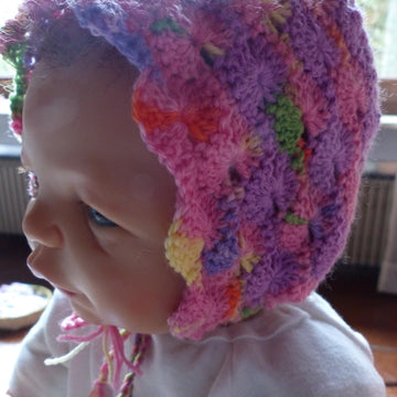 Gehäkelte Babyhaube / Babymütze