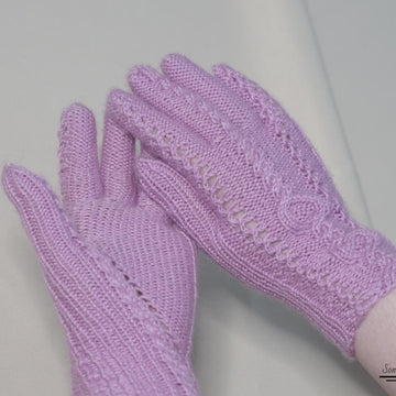 Full and Fingerless Lovelace Gloves