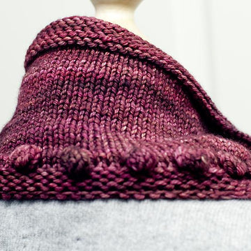 Hannah - Triangle Cowl