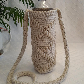 The Milano Water Bottle Pouch