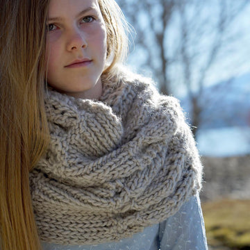 Willow Infinity Cowl - Hc27