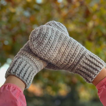 Anna Adult Mittens