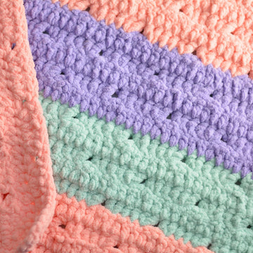 Tiny Triangles Blanket