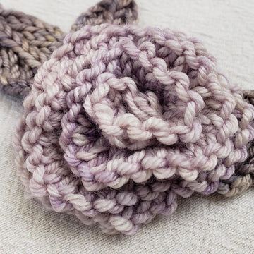 Snow Roses Tuque