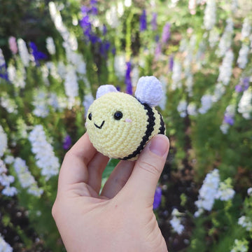 Bee amigurumi