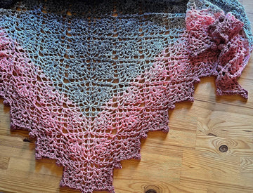 Vintage Pineapple Shawl