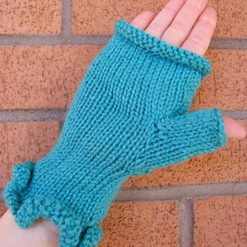 Ruffled handwarmers