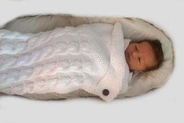 Swaddle Me Baby blanket