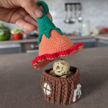 Easter egg house English-US