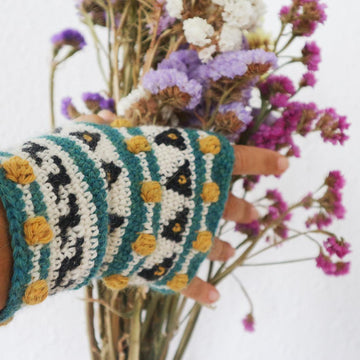 Seed Fingerless Mittens