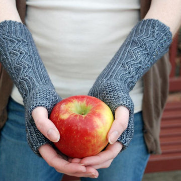 Akiko Mitts