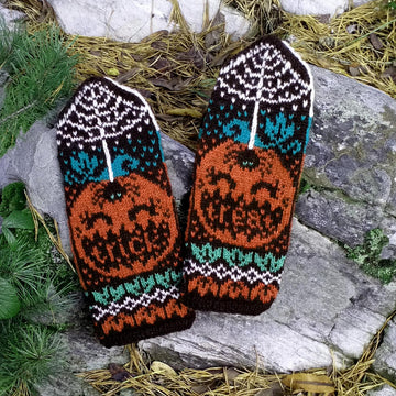 Spooky Friends Mittens