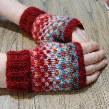 ♥ No Ordinary mitts