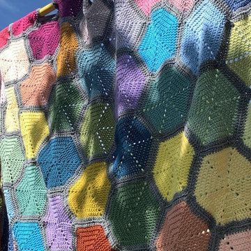 Hexirainbow Blanket