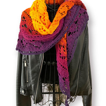 Triangular Scarf "Chrysis"