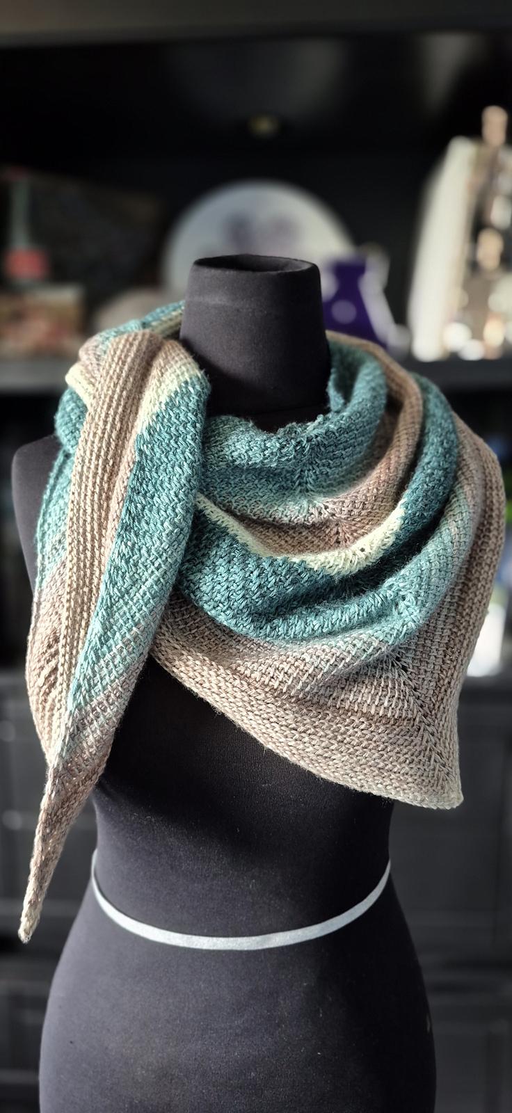 Echoes Shawl