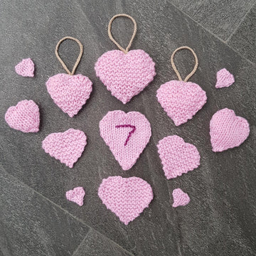 Little Knitted Hearts