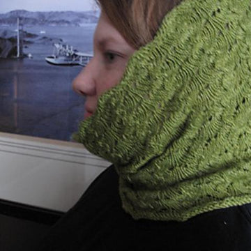 Endive Lace Cowl