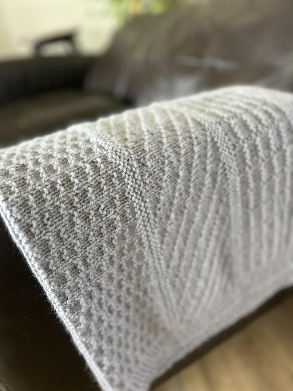 Simple Knit / Purl Blanket