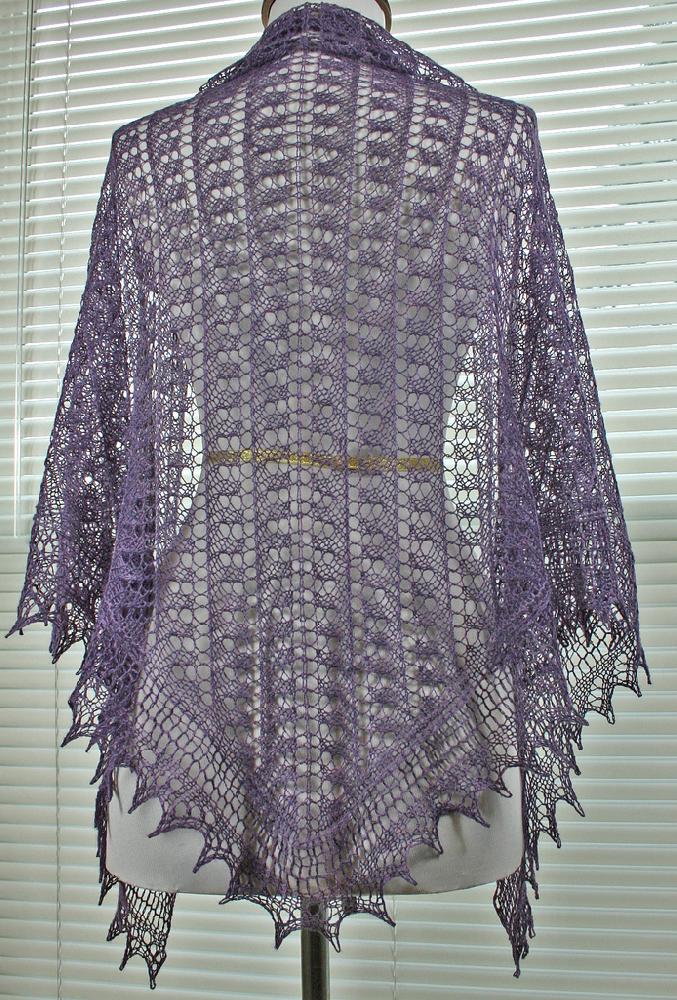 Toe The Line Shawl