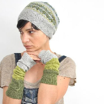 Green Memories Hat & Armwarmers Set