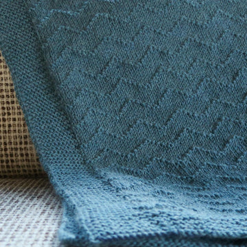 Waves Blanket