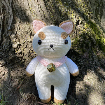 Bee and Puppycat character amigurumi toy