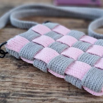Checkerboard small shoulder phone bag crochet pattern T3
