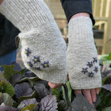 Lazy Daisy Fingerless Mitts