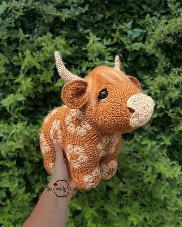 Hewie The African Flower Highland Cow
