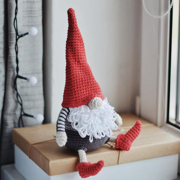 Holiday Gnome Amigurumi
