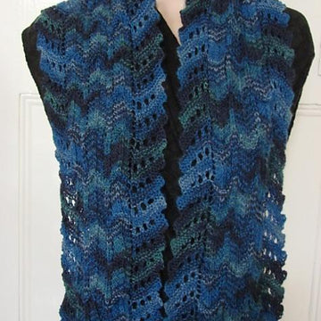 Wavy scarf, lacy garter st zig-zag edges