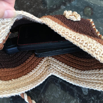 Chevron V bag