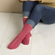 895 Relevations - Socks Knitting Pattern for Women in Valley Yarns Huntington