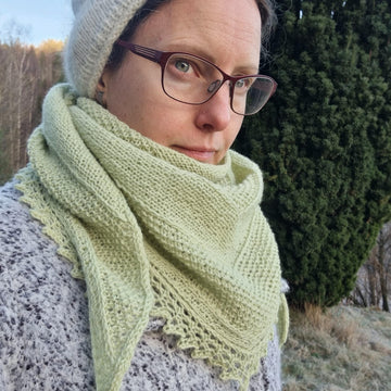 Pearl Fairy Shawlette