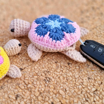 Turtle shaped key cover crochet pattern T21