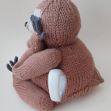 Three‑Toed Sloth Tea Cosy