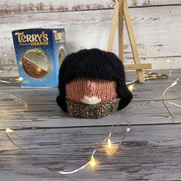 Claudia Winkleman Chocolate Orange Cover Knitting Pattern