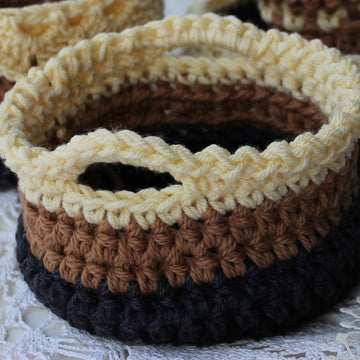 Medium basket with Handles