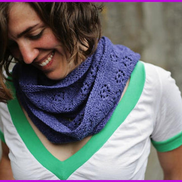 Daisy Cowl