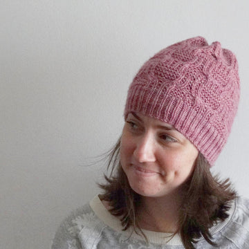 Atenea hat