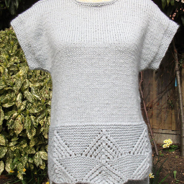 Split-Hem Tunic with Optional Collar