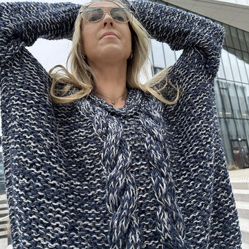 MELANY Sweater